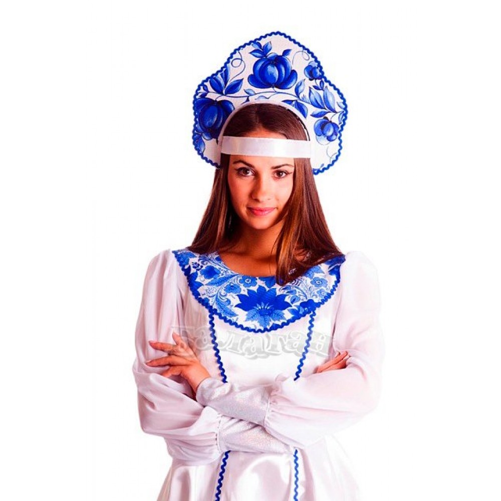Русский народный костюм с кокошником