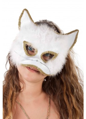 Венецианская маска пушистой кошки