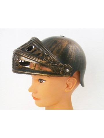 Бронзовый шлем рыцаря