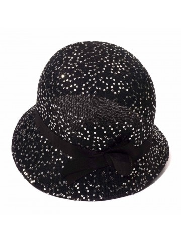Черная с блестками шляпка в стиле 20-х