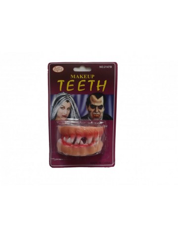 Кровавые зубы вампира