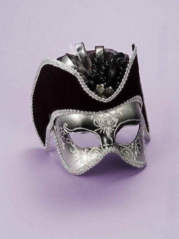 Серебряная венецианская маска на глаза фото