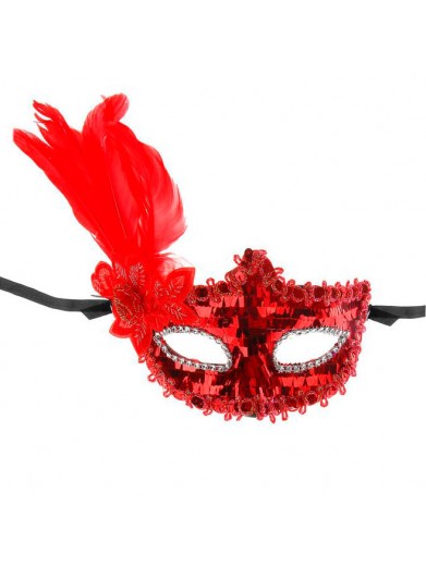 Красная венецианская маска с пайетками