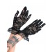 Короткие черные гипюровые перчатки с оборками