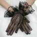 Короткие черные сетчатые перчатки с кружевом